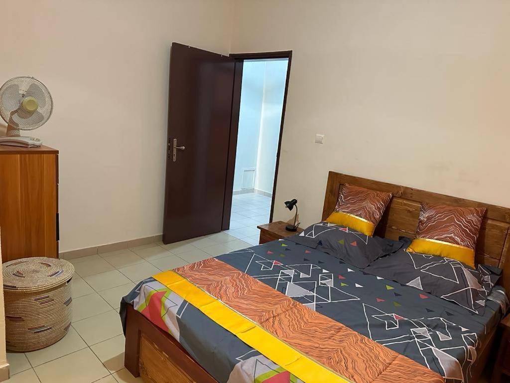Appartement Spacieux Chez Keur Matou - F2 ดาการ์ ภายนอก รูปภาพ